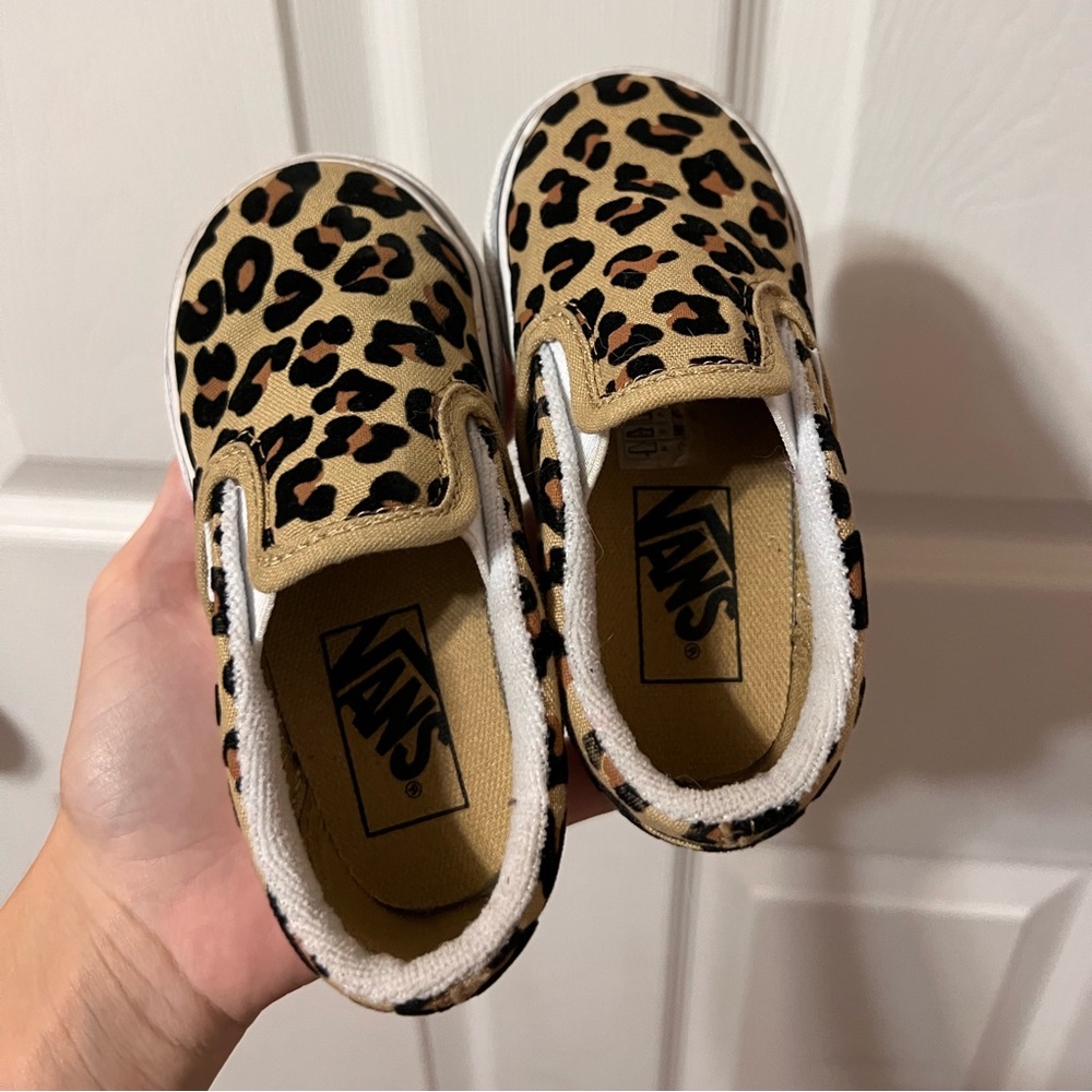 Toddler vans